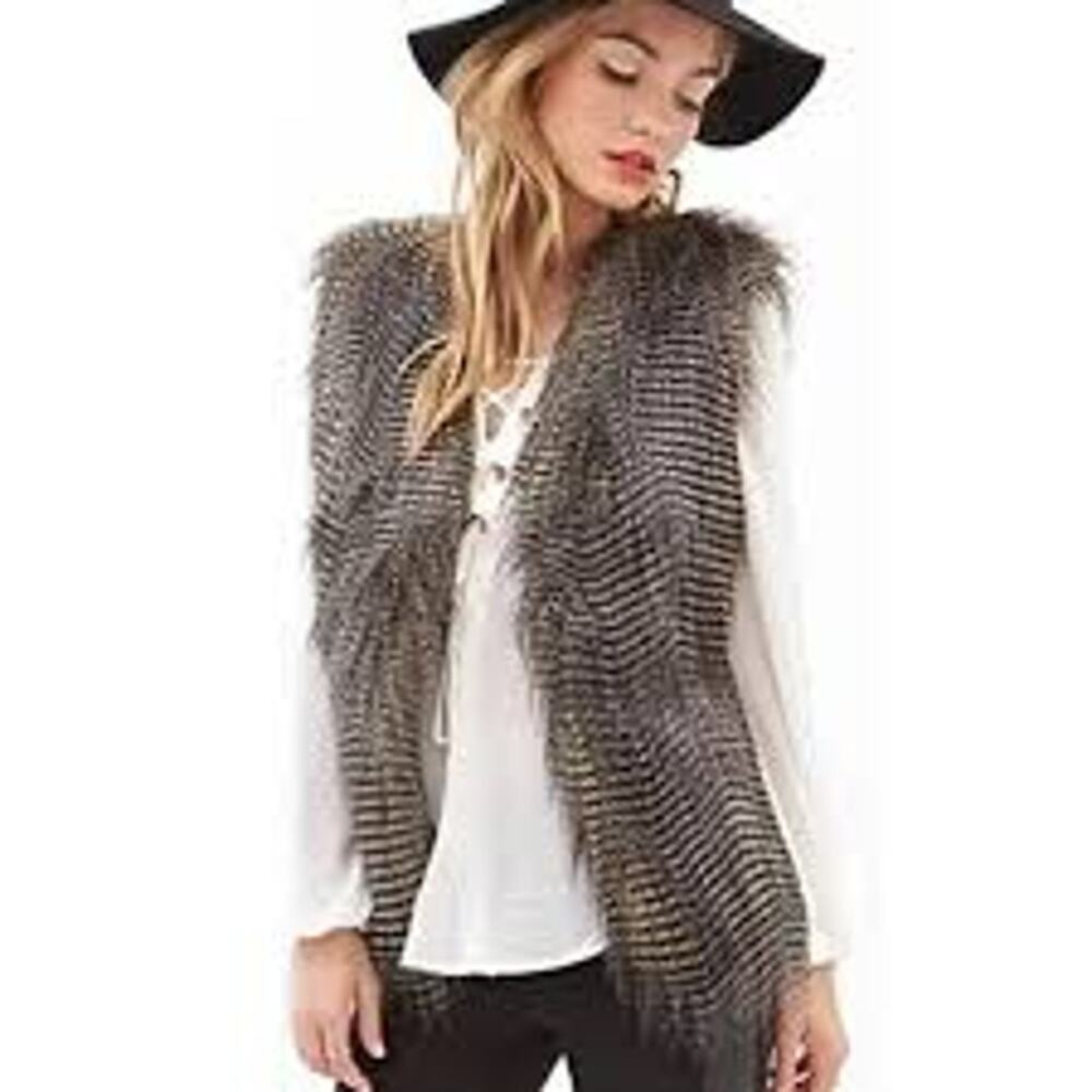 Charlie Paige Women’s Sleeveless Cozy Striped Faux Fur Vest Size L‎ Brown Black